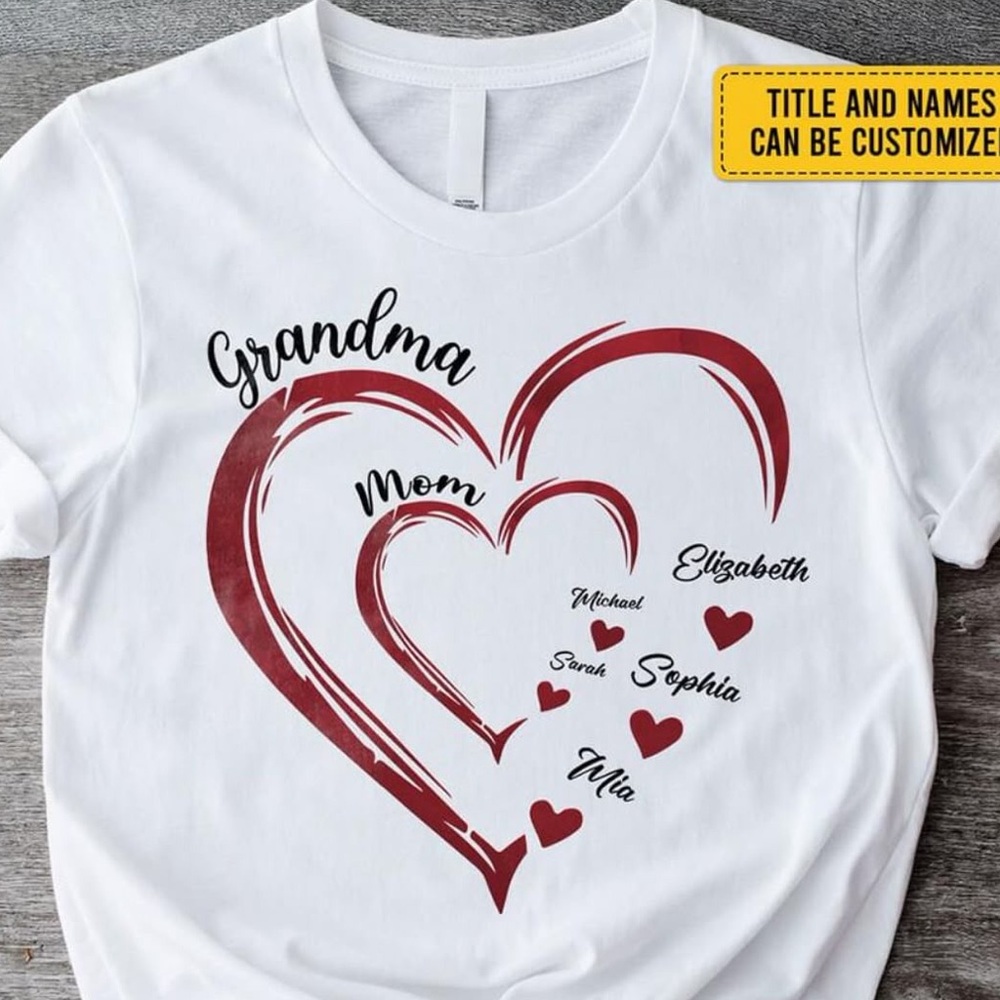 Customizable Heart Design Mom Shirt, Family customized Shirt, Baby & Mom Shirt